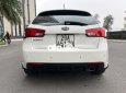 Cần bán Kia Cerato 1.6AT sản xuất năm 2011, màu trắng
