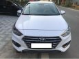 Cần bán lại xe Hyundai Accent 1.4MT năm 2018, màu trắng, giá 368tr