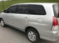 Bán ô tô Toyota Innova 2.0V sản xuất 2011, màu bạc số tự động
