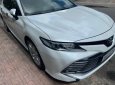Cần bán lại xe Toyota Camry sản xuất 2021, màu trắng