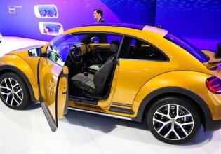 Bán Volkswagen Beetle năm 2016, màu vàng, nhập khẩu giá 1 tỷ 300 tr tại Lâm Đồng