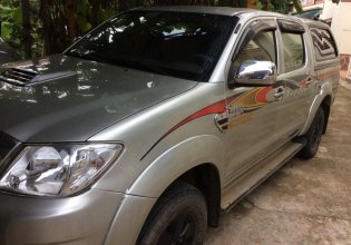 Cần bán lại xe Toyota Hilux đời 2009, màu bạc, nhập khẩu chính hãng, giá chỉ 430 triệu giá 430 triệu tại Quảng Trị