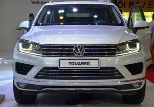Bán xe Volkswagen Toquareg GP sản xuất 2016, màu trắng, nhập khẩu nguyên chiếc giá 2 tỷ 889 tr tại Tp.HCM