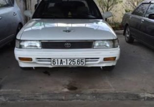 Cần bán xe cũ Toyota Corona 1988, màu trắng giá 85 triệu tại Trà Vinh