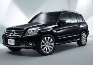 Cần bán Mercedes GLK 300 đời 2011, màu xám, nhập khẩu chính hãng xe gia đình giá 850 triệu tại Tp.HCM
