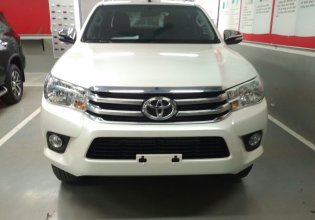 Cần bán Toyota Hilux năm 2017, màu trắng, nhập khẩu giá 679 triệu tại Hòa Bình