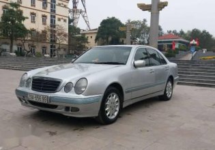Bán xe Mercedes E240 năm sản xuất 2001, màu bạc, nhập khẩu  giá 185 triệu tại Bắc Ninh