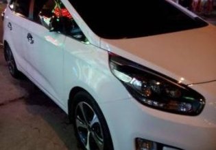 Cần bán xe Kia Rondo AT sản xuất 2015, màu trắng, giá tốt giá 600 triệu tại Đồng Nai