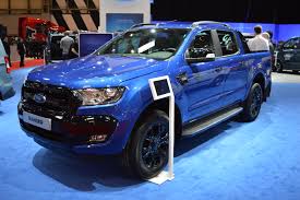 Cần bán xe Ford Ranger Wildtrak 3.2L AT 4x4 giá 925 triệu tại Hà Nội