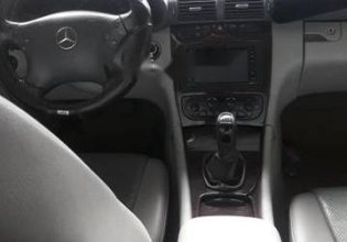 Bán Mercedes C240 sản xuất 2004, màu đen  giá 165 triệu tại Tp.HCM