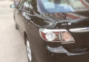 Cần bán Toyota Corolla Altis 2.0V sản xuất 2011, màu đen chính chủ giá 570 triệu tại Hà Nội