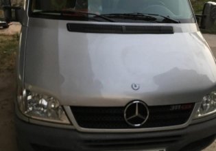 Bán Mercedes 311 năm 2010, màu bạc, giá chỉ 385 triệu giá 385 triệu tại Hà Nội