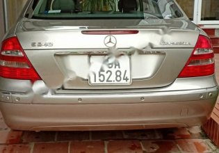 Bán xe Mercedes E240 sản xuất năm 2004, màu bạc giá 315 triệu tại Phú Thọ