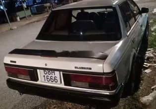 Bán Nissan Bluebird sản xuất 1985, màu trắng, xe nhập, 45tr giá 45 triệu tại Vĩnh Long