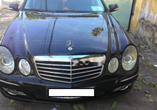 Cần bán lại xe Mercedes E200 sản xuất 2008, màu đen giá cạnh tranh giá 420 triệu tại Hà Nội