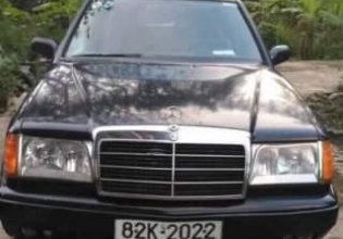 Bán ô tô Mercedes E300 1996, màu đen, xe nhập chính chủ giá 60 triệu tại Tp.HCM