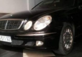 Cần bán gấp Mercedes E200 năm 2006, màu đen, xe nhập số tự động giá 333 triệu tại Đồng Nai