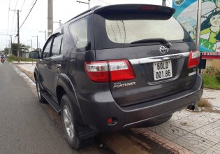 Cần bán xe Toyota Fortuner G đời 2011, màu xám (ghi) giá cạnh tranh giá 616 triệu tại Đồng Nai