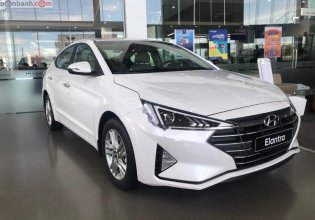 Bán Hyundai Elantra 1.6 AT sản xuất năm 2019, màu trắng, 635tr giá 635 triệu tại Quảng Bình