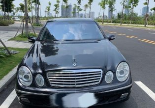 Cần bán gấp Mercedes E240 năm sản xuất 2003, màu đen, 255 triệu giá 255 triệu tại Tp.HCM