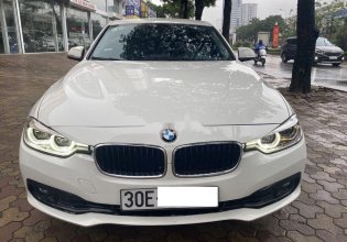 Xe BMW 3 Series 320i năm 2015 màu trắng, nhập khẩu nguyên chiếc chính chủ giá 930 triệu tại Hà Nội