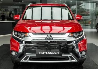 Cần bán xe Mitsubishi Outlander sản xuất 2020, màu đỏ giá 950 triệu tại Nghệ An