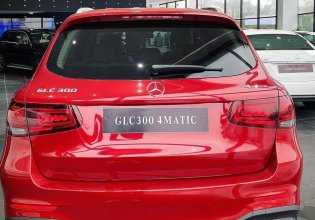 Cần bán xe Mercedes- Benz GLC300 đỏ/đen đời 2021 giao xe toàn quốc giá 2 tỷ 399 tr tại Nghệ An