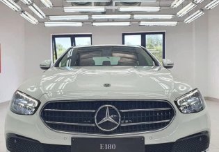 Cần bán Mercedes E180 đời 2021, màu trắng giá 1 tỷ 999 tr tại Nghệ An
