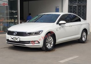 Bán Volkswagen Passat đời 2017, màu trắng, nhập khẩu nguyên chiếc giá 950 triệu tại Quảng Ninh