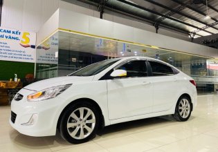 Cần bán Hyundai Accent 1.4 AT năm 2015, màu trắng, xe nhập xe gia đình, giá 368tr giá 368 triệu tại Bình Dương