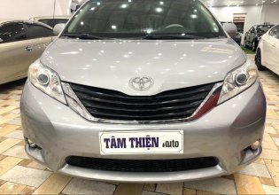 Cần bán xe Toyota Sienna sản xuất năm 2010, màu bạc, nhập khẩu nguyên chiếc, giá 890tr giá 890 triệu tại Khánh Hòa