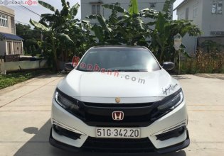 Bán ô tô Honda Civic L 1.5 Turbo sản xuất năm 2016, màu trắng, nhập khẩu xe gia đình giá 692 triệu tại Đồng Tháp