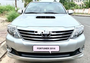Cần bán lại xe Toyota Fortuner G năm sản xuất 2014, màu bạc số sàn giá 575 triệu tại Cần Thơ