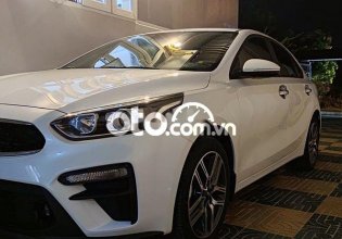 Cần bán gấp Kia Cerato năm 2019, màu trắng, 490 triệu giá 490 triệu tại Bình Thuận  
