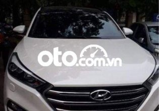 Cần bán lại xe Hyundai Tucson 2.0 AT đặc biệt năm 2018, màu trắng giá 860 triệu tại Hà Nội