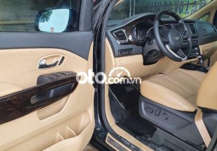 Bán xe Kia Sedona 2.2 DATH năm 2018, màu đen giá 890 triệu tại Vĩnh Phúc