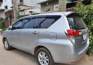Cần bán lại xe Toyota Innova 2.0E sản xuất năm 2016, màu bạc xe gia đình giá 460 triệu tại Đà Nẵng