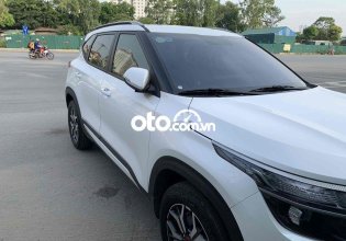 Cần bán lại xe Kia Seltos 1.4 Deluxe sản xuất năm 2020, màu trắng, chính chủ giá 615 triệu tại Bắc Ninh