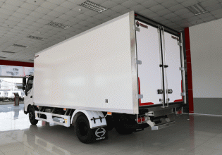 Xe tải thùng bảo ôn Hino 3 tấn 5 giá 720 triệu tại Tp.HCM