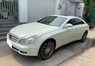 Bán xe Mercedes CLS 350 đời 2004, màu trắng, nhập khẩu chính hãng giá 258 triệu tại Tp.HCM