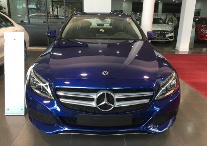Cần bán nhanh Mercedes-Benz C200, đời 2016, giá mềm, giao xe nhanh tận nhà, hỗ trợ mua xe trả góp